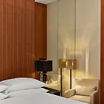 Le Metropolitan, Tour Eiffel, A Tribute Portfolio Hotel 4*