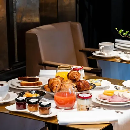 Le Metropolitan, Tour Eiffel, A Tribute Portfolio 4* Paris