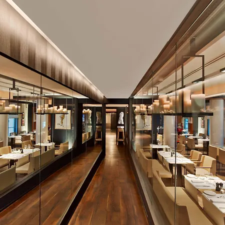 Le Metropolitan, Tour Eiffel, A Tribute Portfolio Hotel 5*