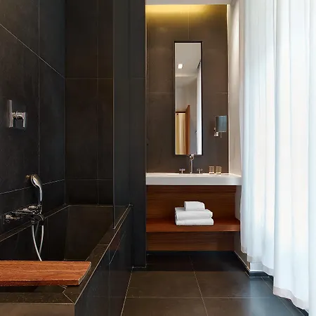 Le Metropolitan, Tour Eiffel, A Tribute Portfolio 4*