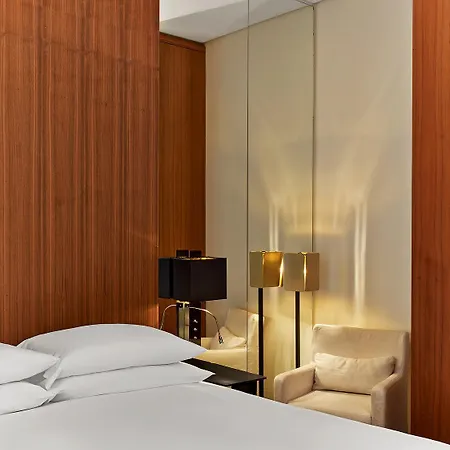 Le Metropolitan, Tour Eiffel, A Tribute Portfolio Ξενοδοχείο 5*
