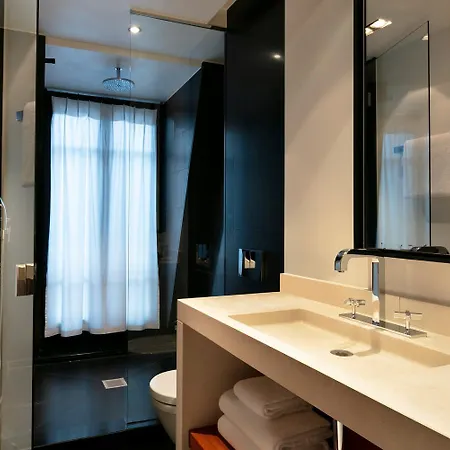 Le Metropolitan, Tour Eiffel, A Tribute Portfolio Hotel Paris