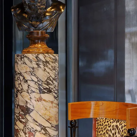 Le Metropolitan, Tour Eiffel, A Tribute Portfolio 5* Paris