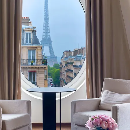 Hotel Le Metropolitan, Tour Eiffel, A Tribute Portfolio