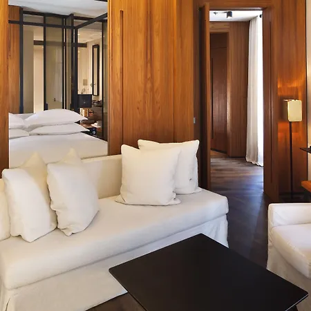 Le Metropolitan, Tour Eiffel, A Tribute Portfolio 5* Parigi