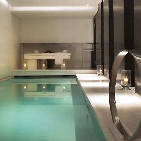 Le Metropolitan, Tour Eiffel, A Tribute Portfolio Hotel