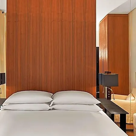 Le Metropolitan, Tour Eiffel, A Tribute Portfolio 4* Paris