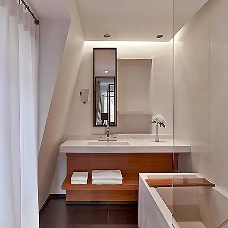 Le Metropolitan, Tour Eiffel, A Tribute Portfolio 4*