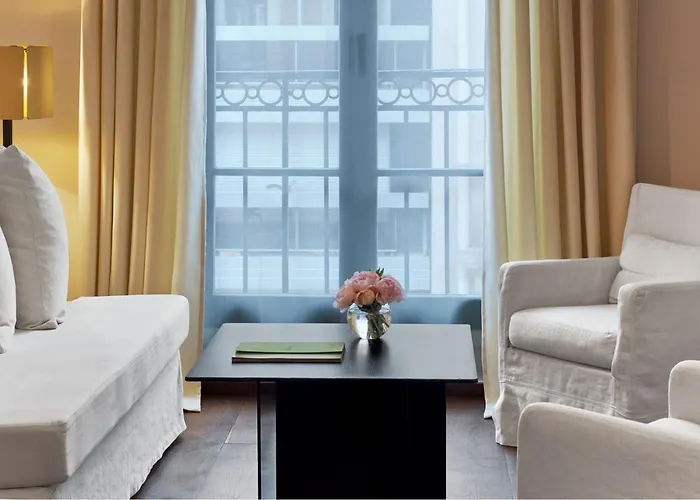 Le Metropolitan, Tour Eiffel, A Tribute Portfolio 4* Париж