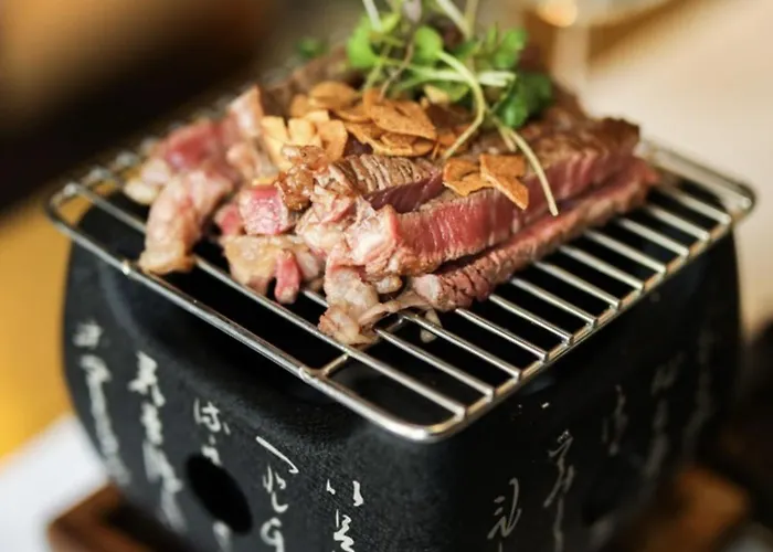 Le Metropolitan, Tour Eiffel, A Tribute Portfolio Париж