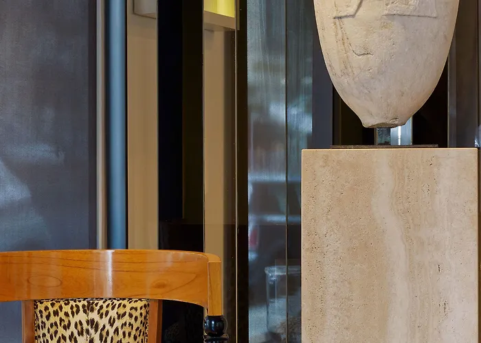 Le Metropolitan, Tour Eiffel, A Tribute Portfolio Париж