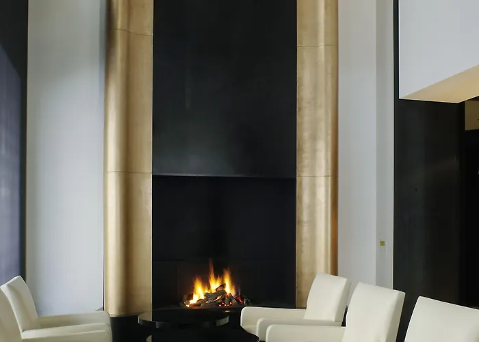 Отель Le Metropolitan, Tour Eiffel, A Tribute Portfolio 4*