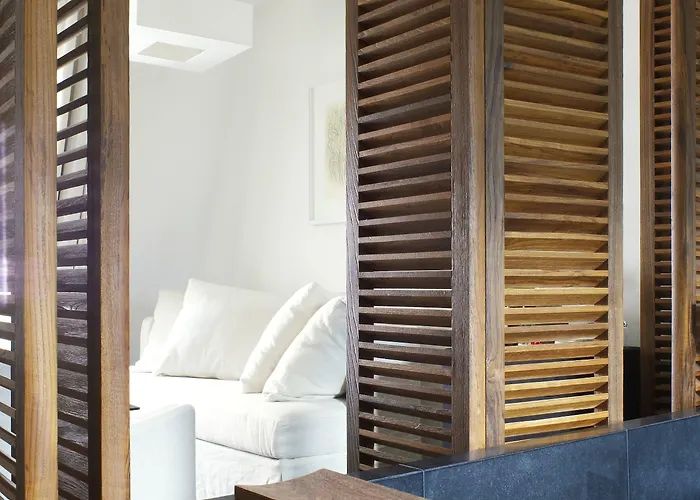 Le Metropolitan, Tour Eiffel, A Tribute Portfolio Париж