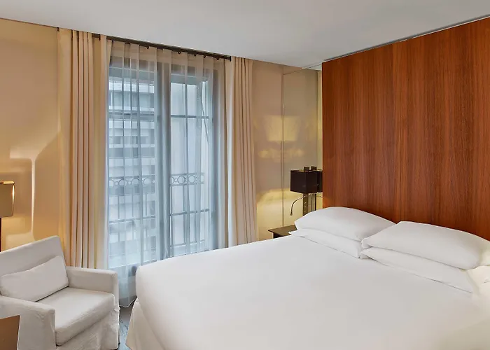 Le Metropolitan, Tour Eiffel, A Tribute Portfolio 4* Париж