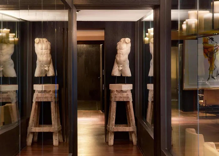 Отель Le Metropolitan, Tour Eiffel, A Tribute Portfolio 4*